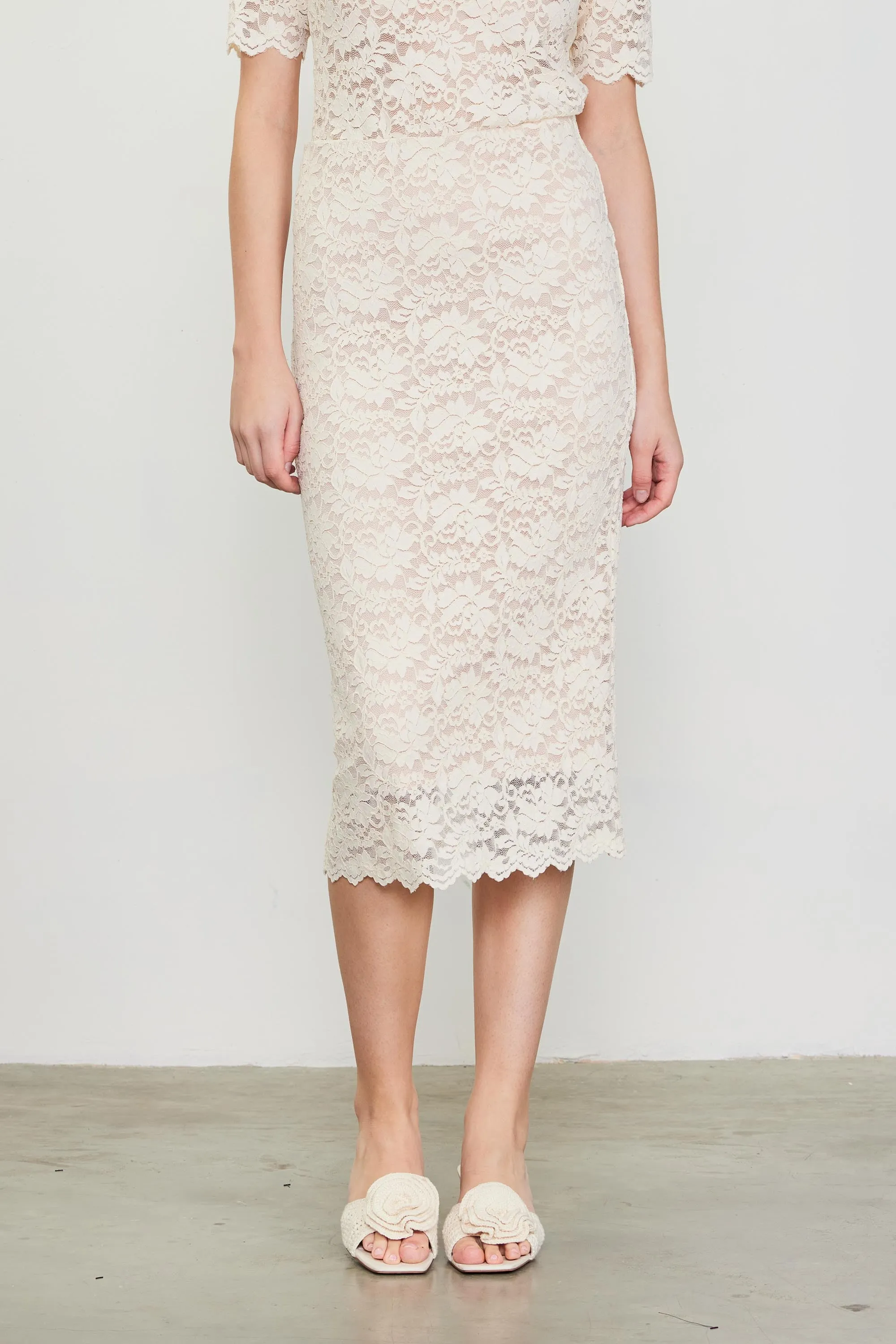 ANTOINETTE LACE SKIRT