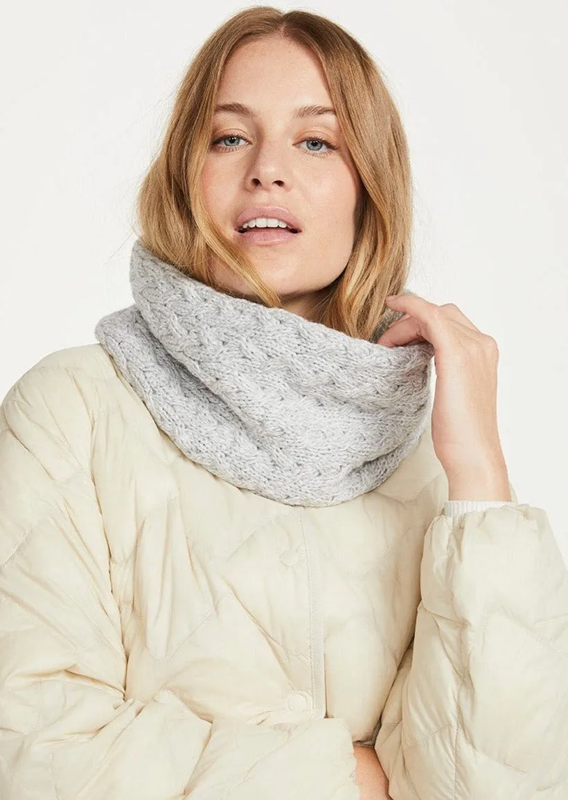 Aran Infinity Cable Scarf | Grey