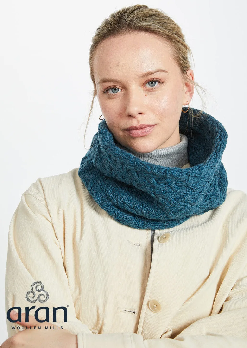 Aran Infinity Cable Scarf | Irish Sea