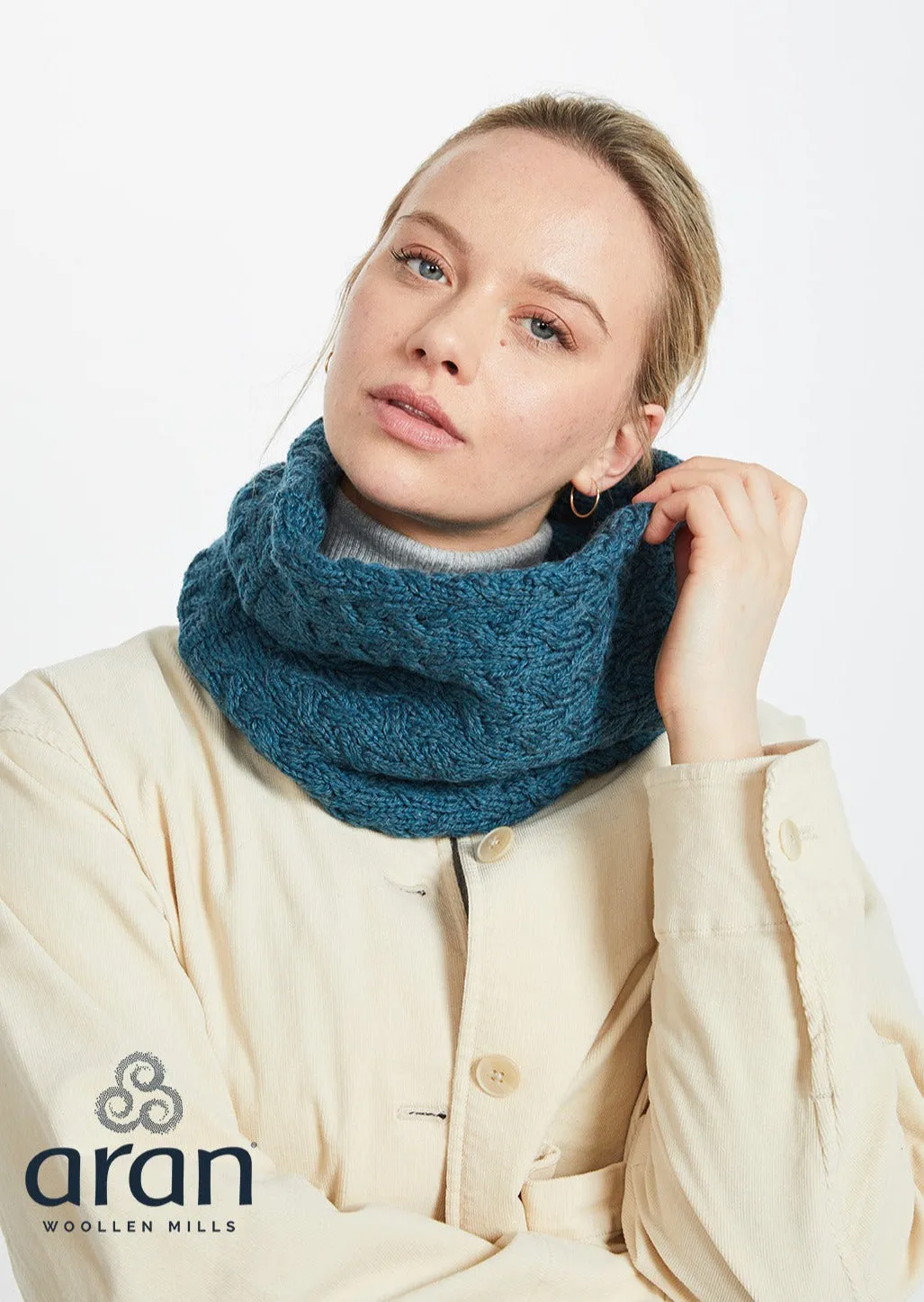 Aran Infinity Cable Scarf | Irish Sea