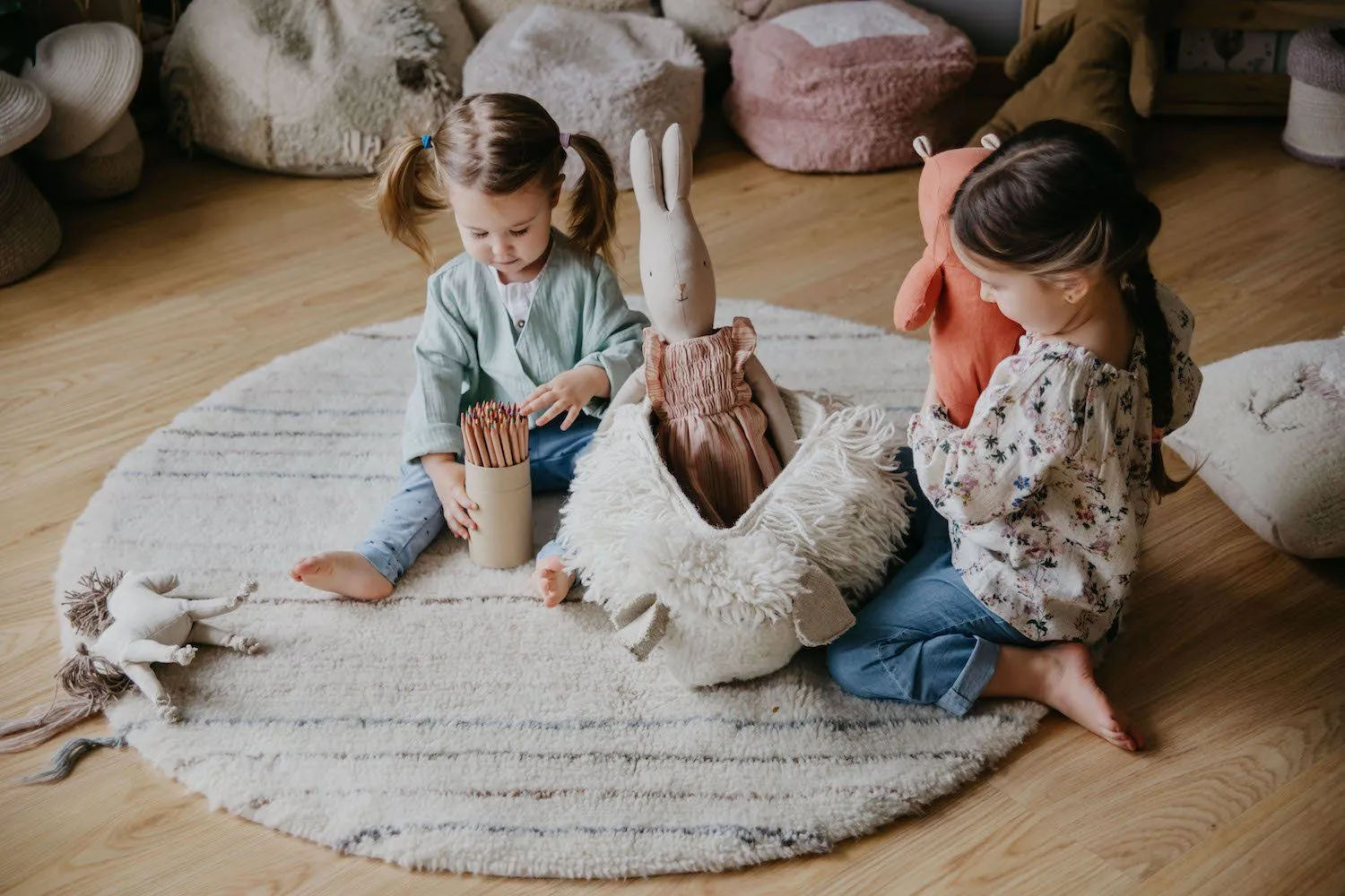 Arona Round Woolable Washable Rug