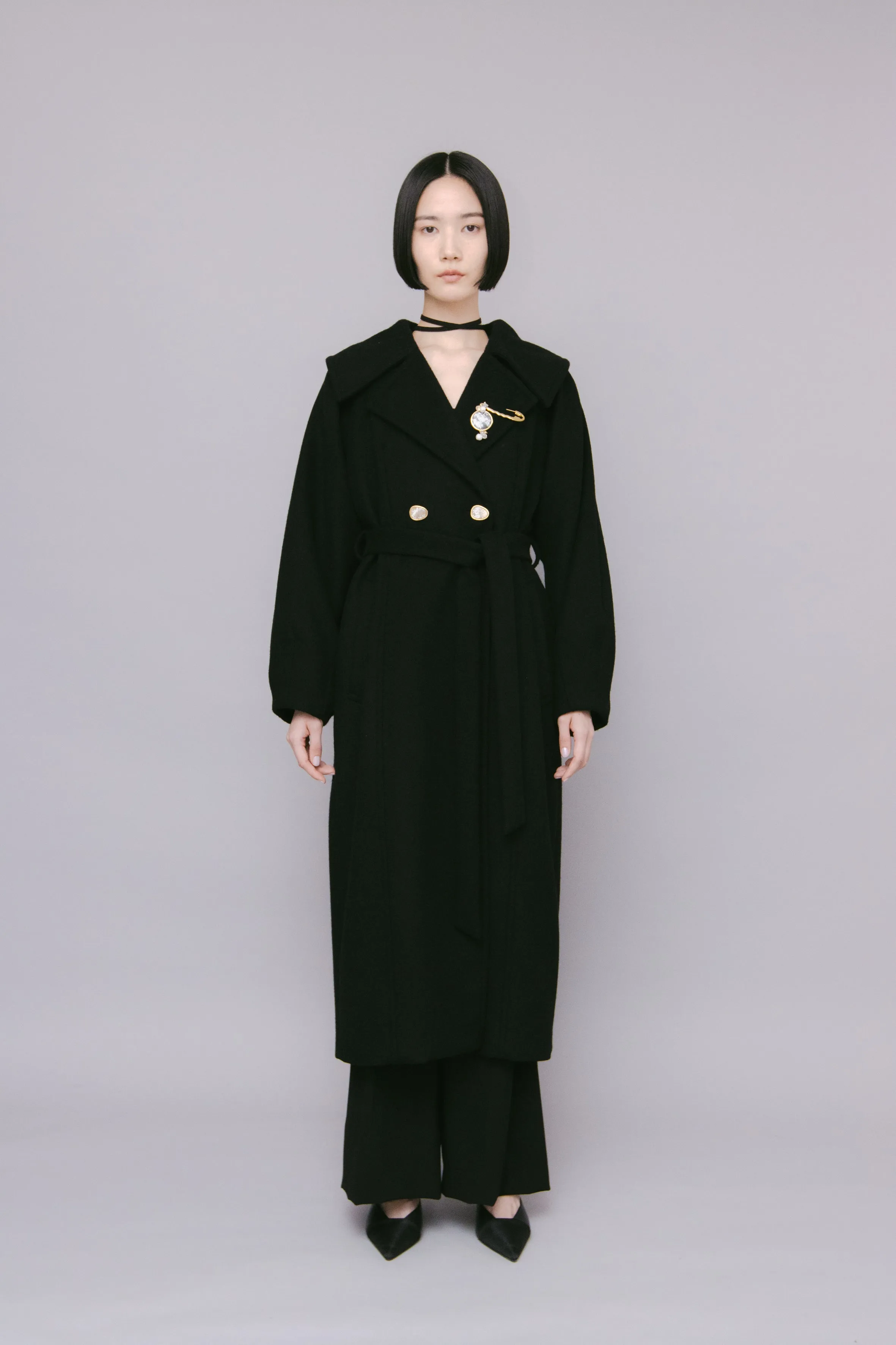 Curvy wool coat (Black)