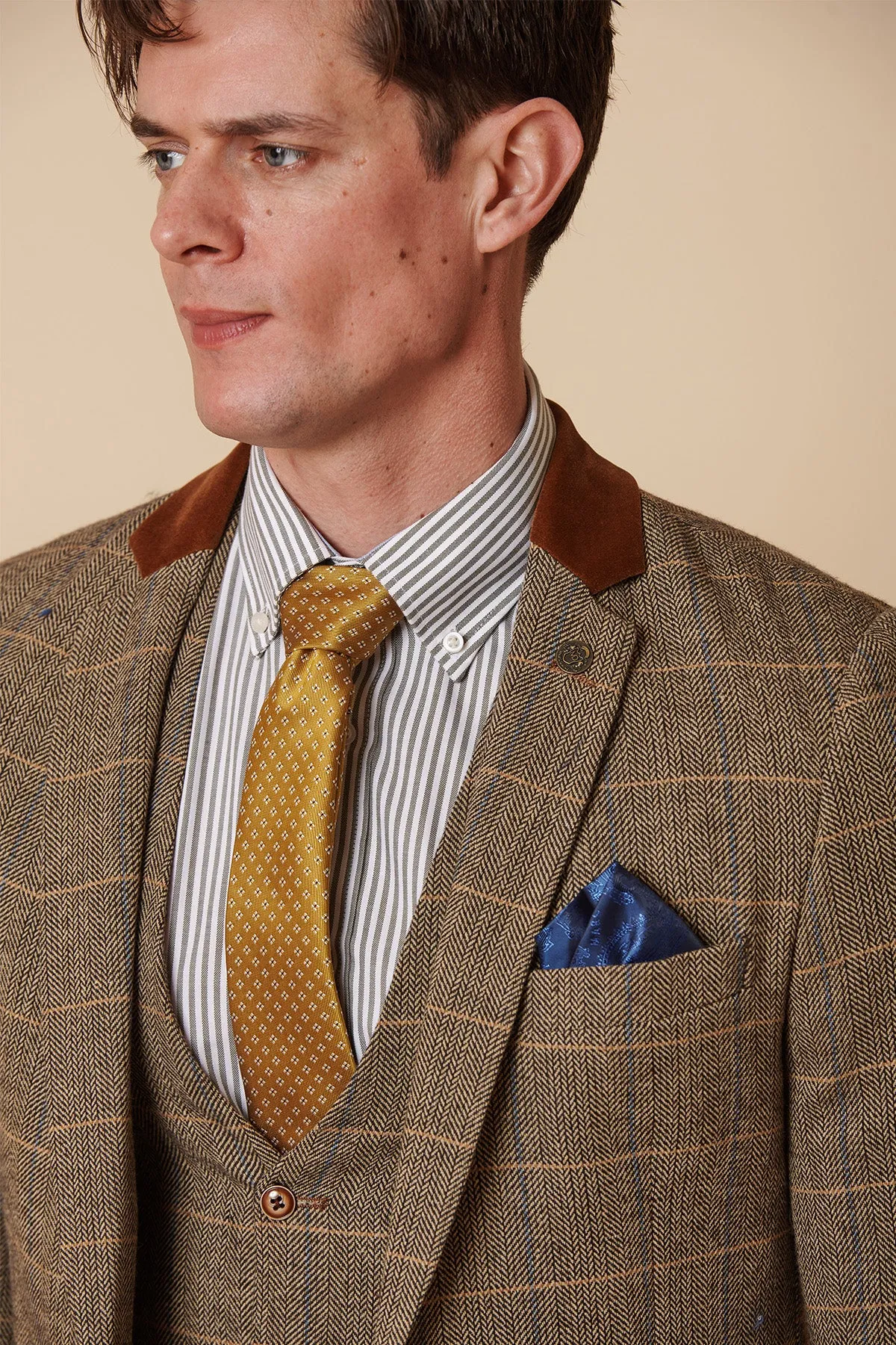 DX7 - Tan Tweed Check Two Piece Suit