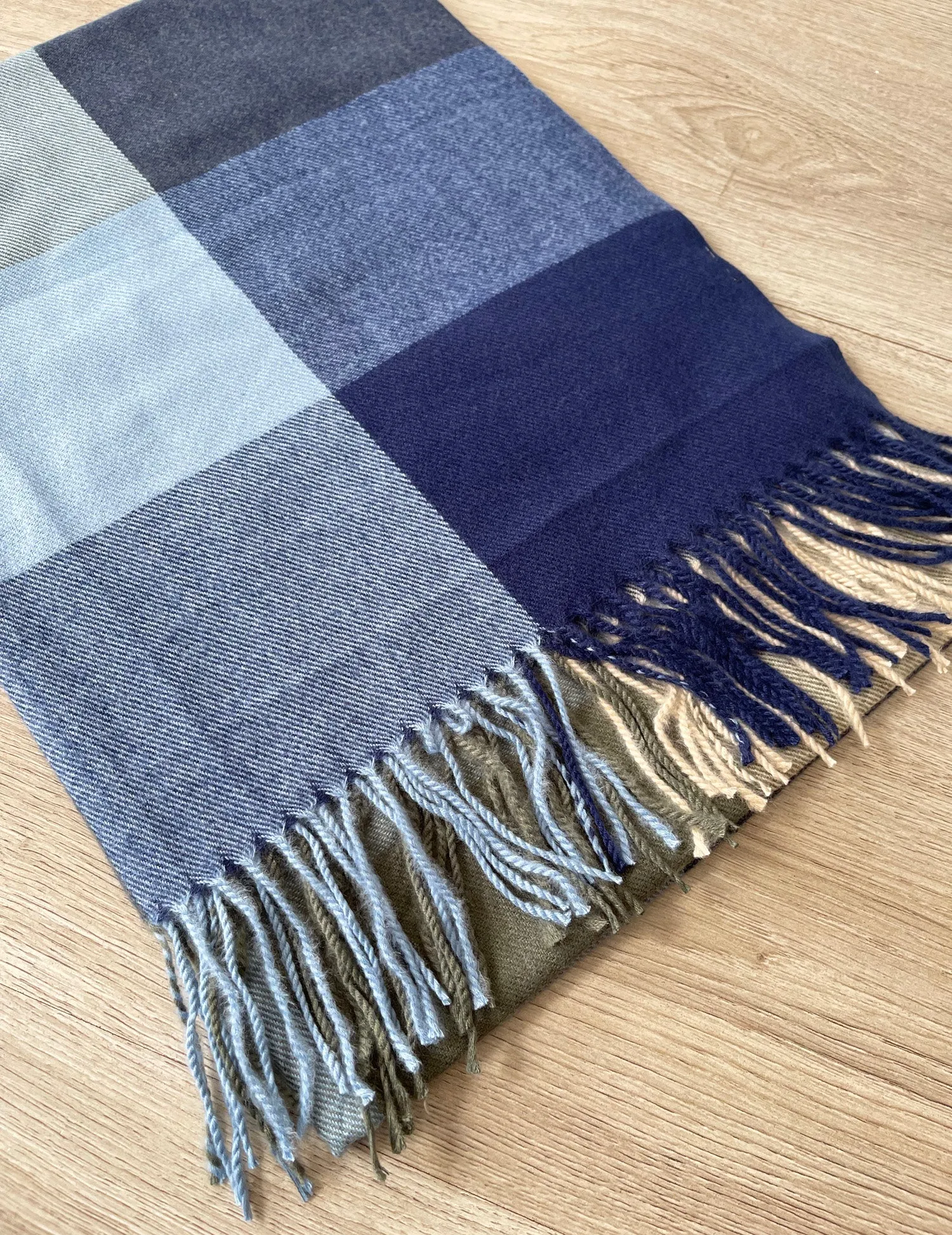 LONG NAVY BLUE WOOL MIX CHECKED TARTAN SCARF