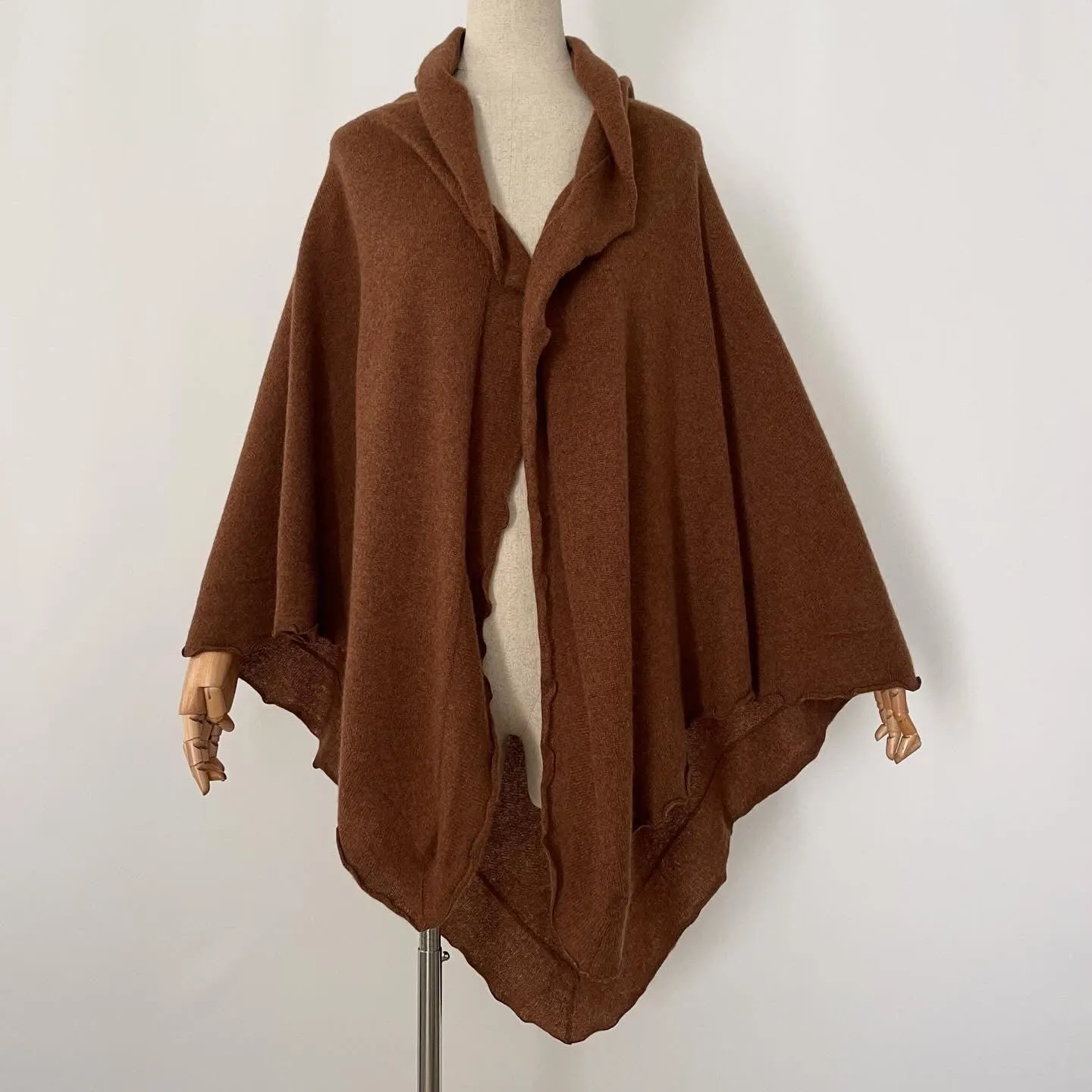 S.MILTON Cashmere Scarf