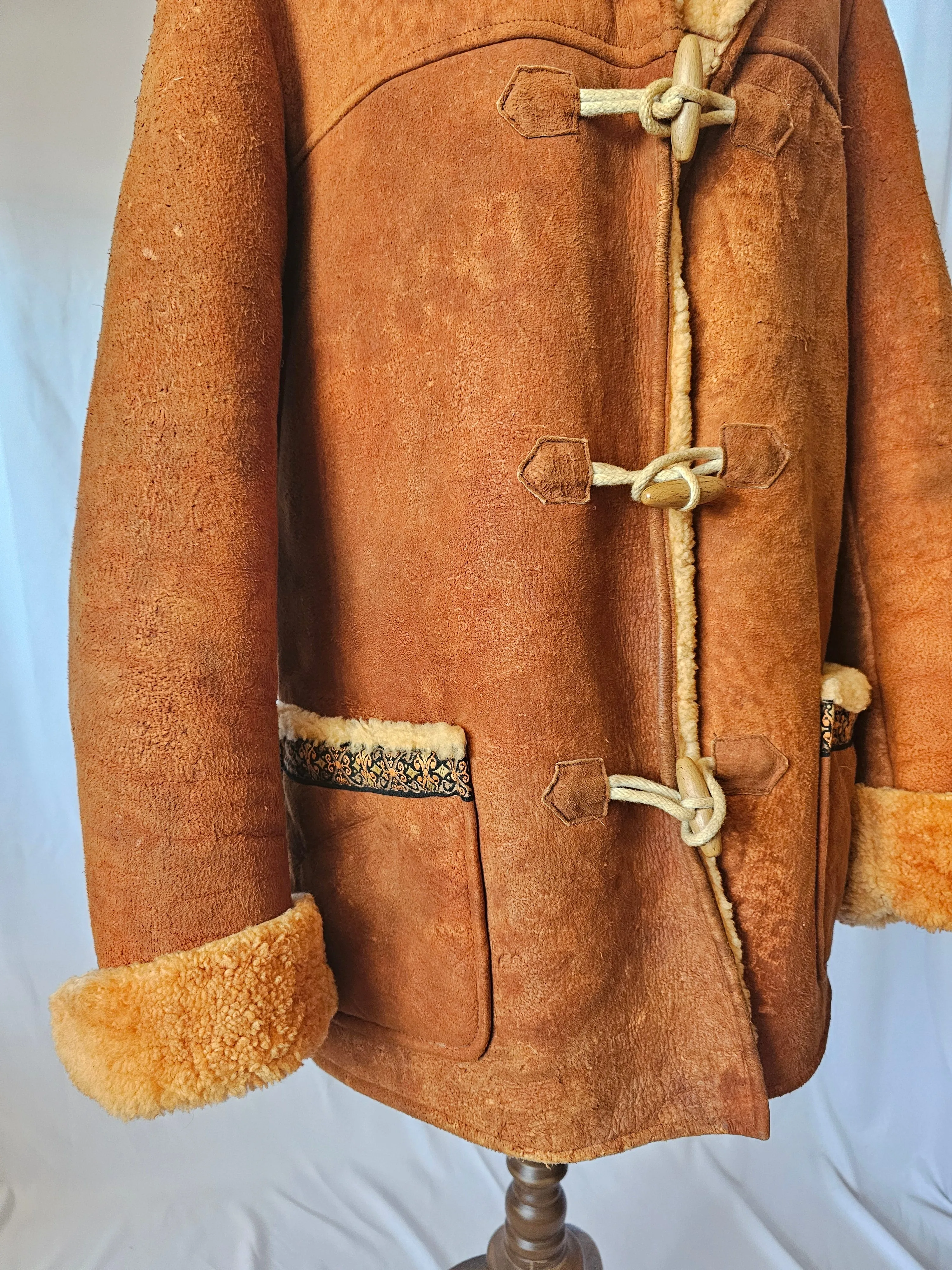 VINTAGE 1970s SHERPA JACKET SIZE 40.(AUS 12/14)