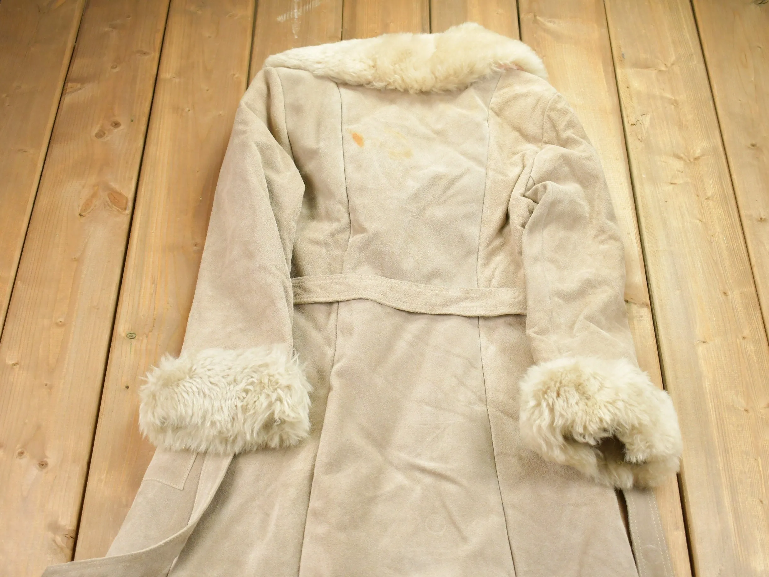 Vintage 1970s Woman's Shearling Leather Coat